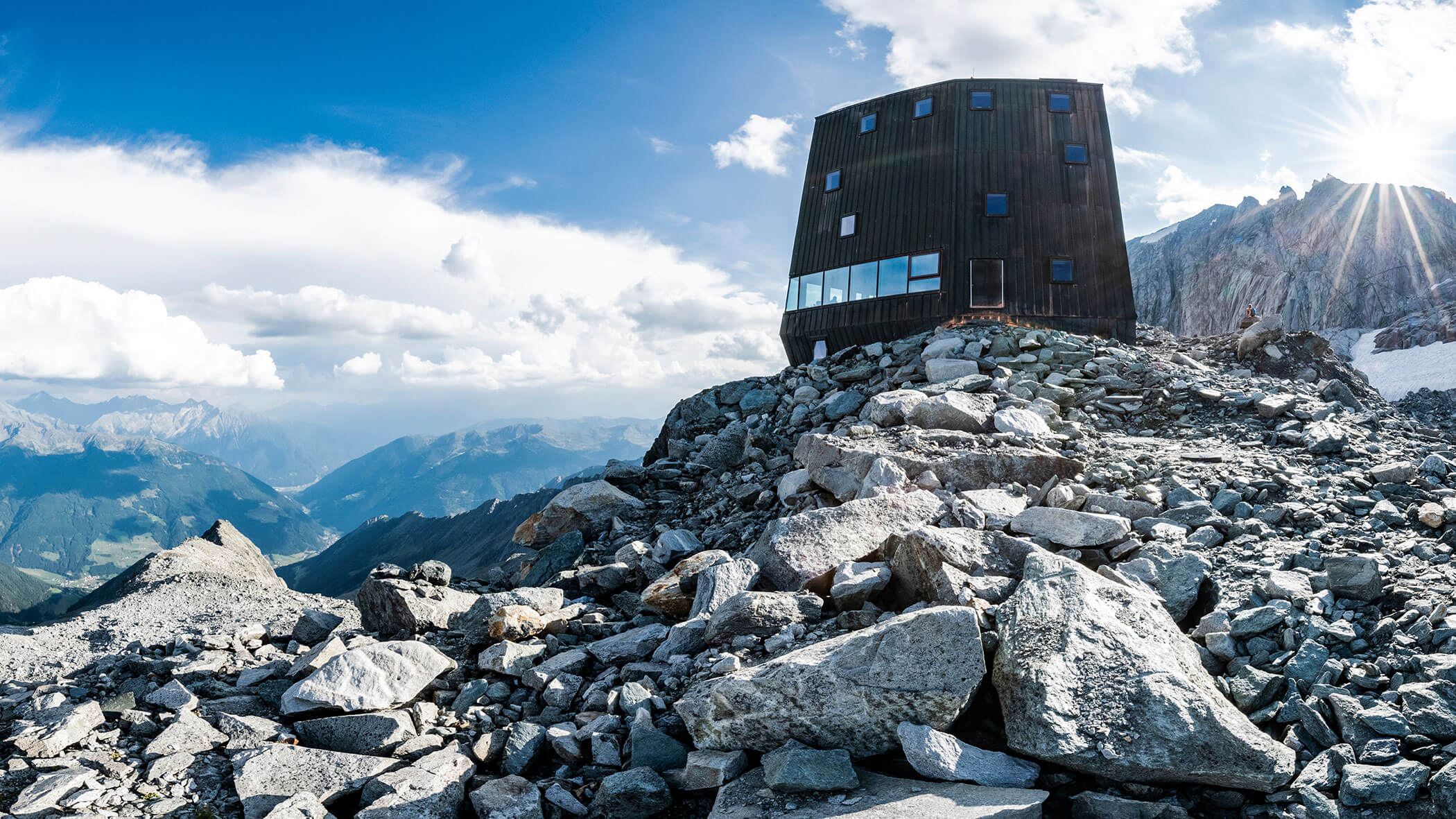 Die höchste Südtiroler Schutzhütte, die Schwarzensteinhütte